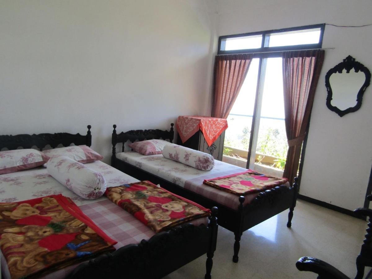 Hotel Pantes Sarangan Esterno foto