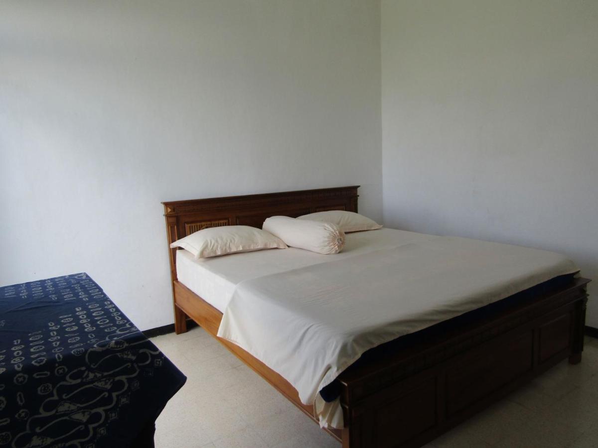 Hotel Pantes Sarangan Esterno foto